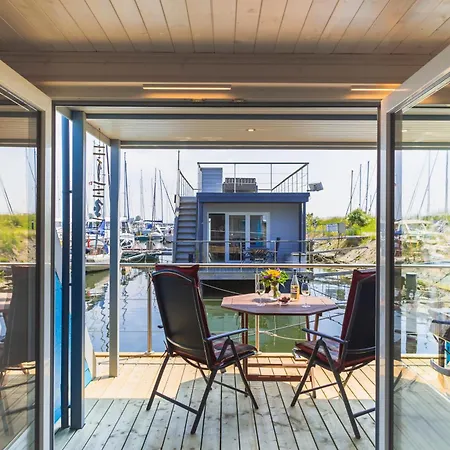 Bateau-hôtel Hausboot Isa - Huus &