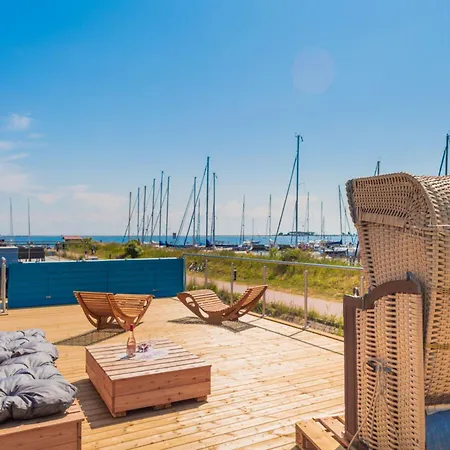 Hausboot Isa - Huus & Heiligenhafenortmuehle Hotel na wodzie