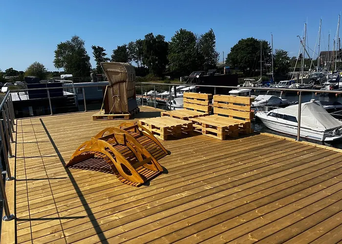 Hausboot Isa - Huus&meer Botel Heiligenhafen